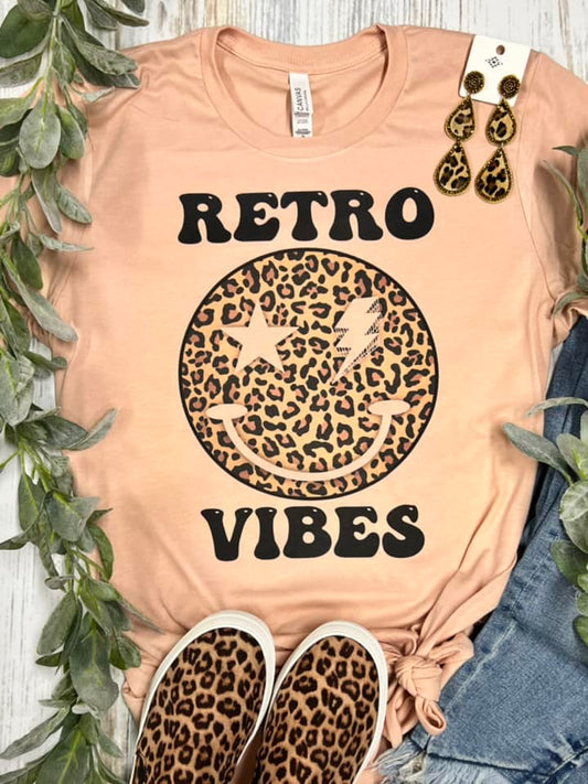 Retro Vibes Leopard Smiley Peach Tee