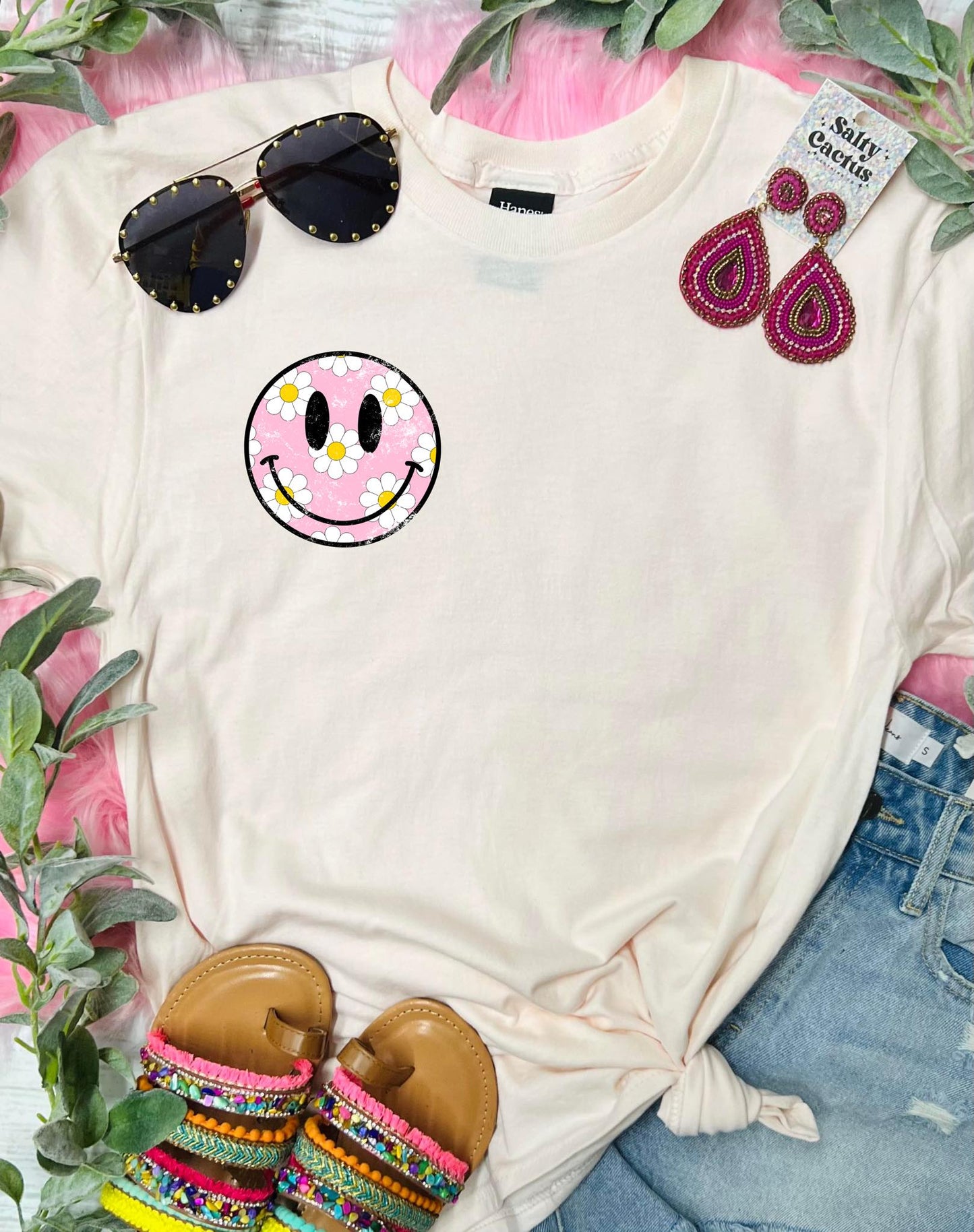 *DTG* Pink Daisy Smiley Hanes Body Blush Heather Tee